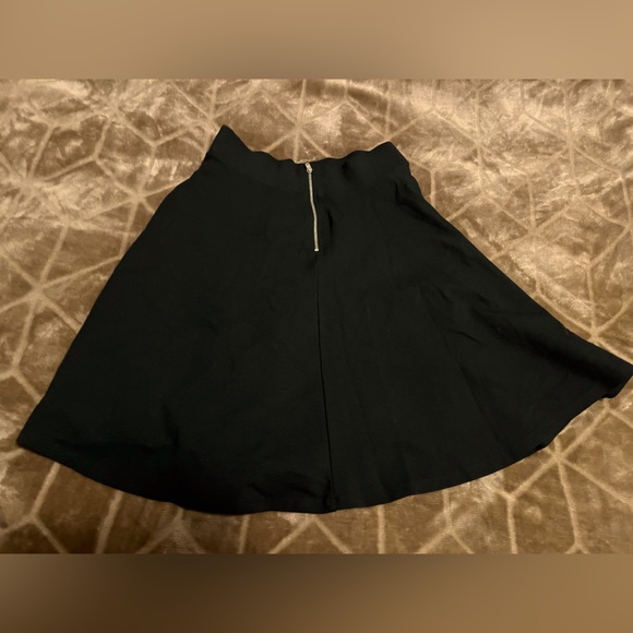 Mini high waisted Skirt - Picture 4 of 7
